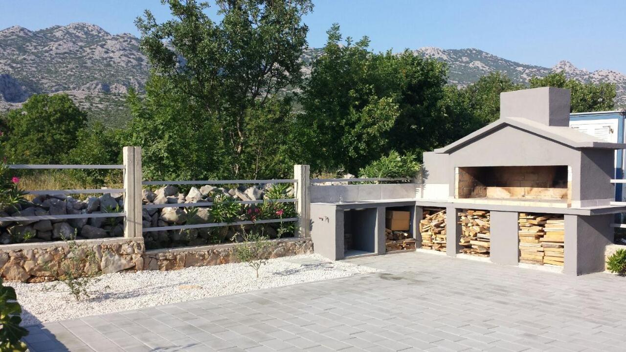 Apartments Zanic With Private Swimming Pool And Sea View Starigrad Paklenica Exterior photo
