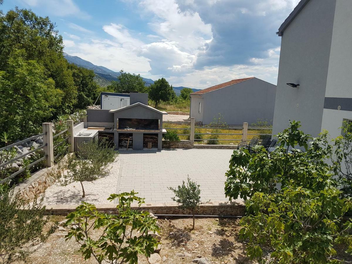 Apartments Zanic With Private Swimming Pool And Sea View Starigrad Paklenica Exterior photo