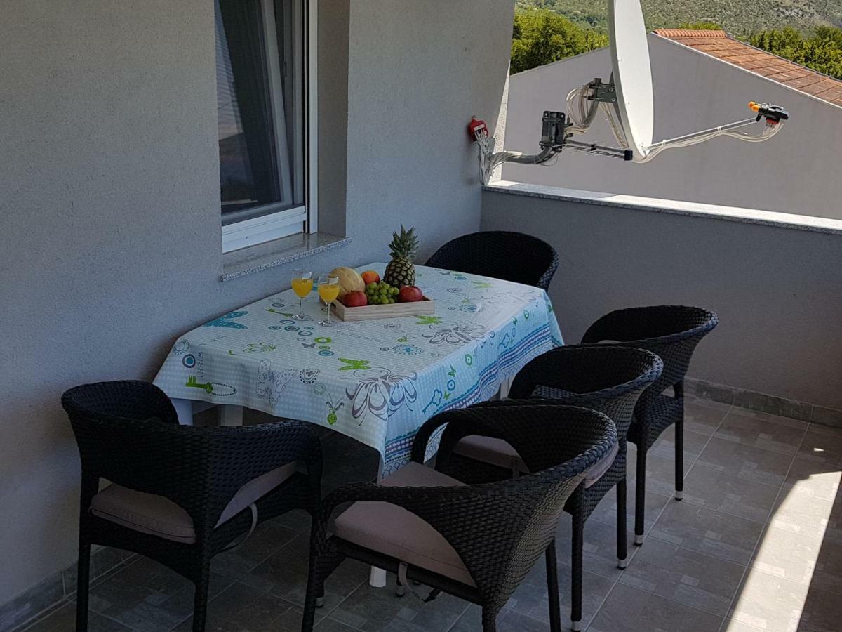 Apartments Zanic With Private Swimming Pool And Sea View Starigrad Paklenica Exterior photo