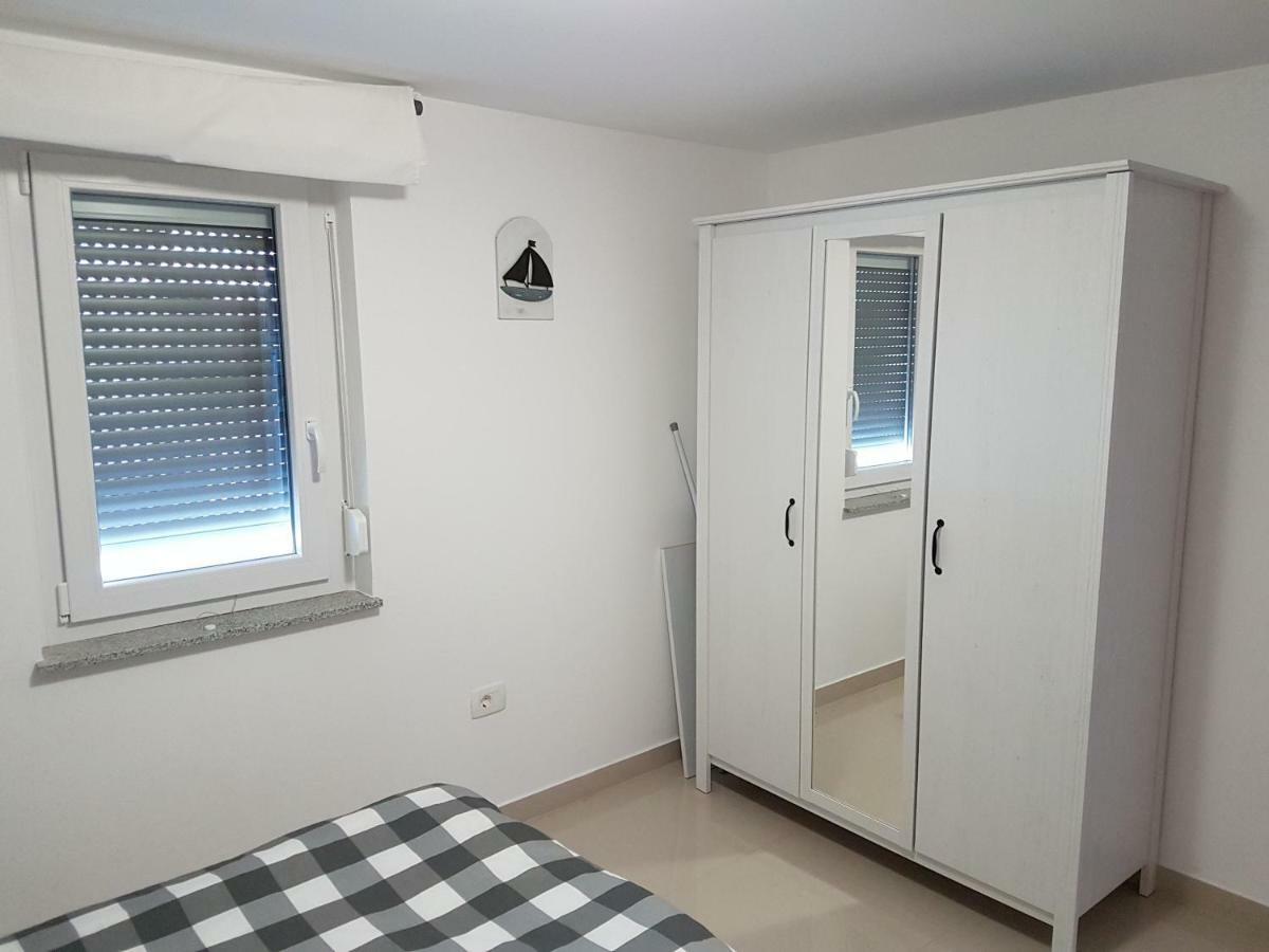 Apartments Zanic With Private Swimming Pool And Sea View Starigrad Paklenica Exterior photo