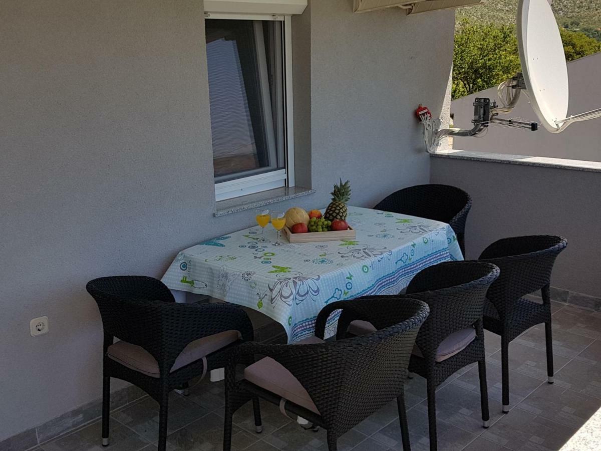 Apartments Zanic With Private Swimming Pool And Sea View Starigrad Paklenica Exterior photo